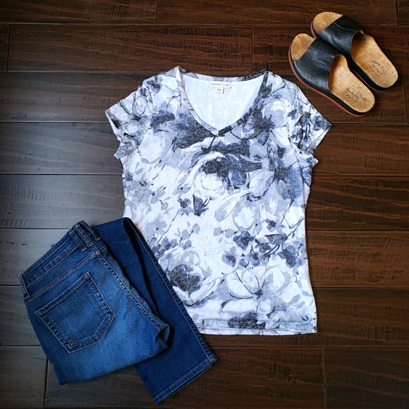 Coldwater Creek Floral / Rose Black & White Modern T-Shirt Tee Lined NWOT - Picture 2 of 13